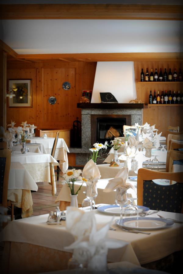 Albergo Genzianella Roncone Extérieur photo