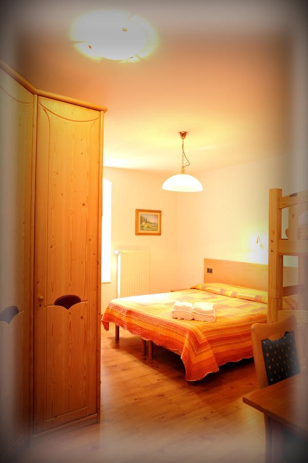 Albergo Genzianella Roncone Extérieur photo